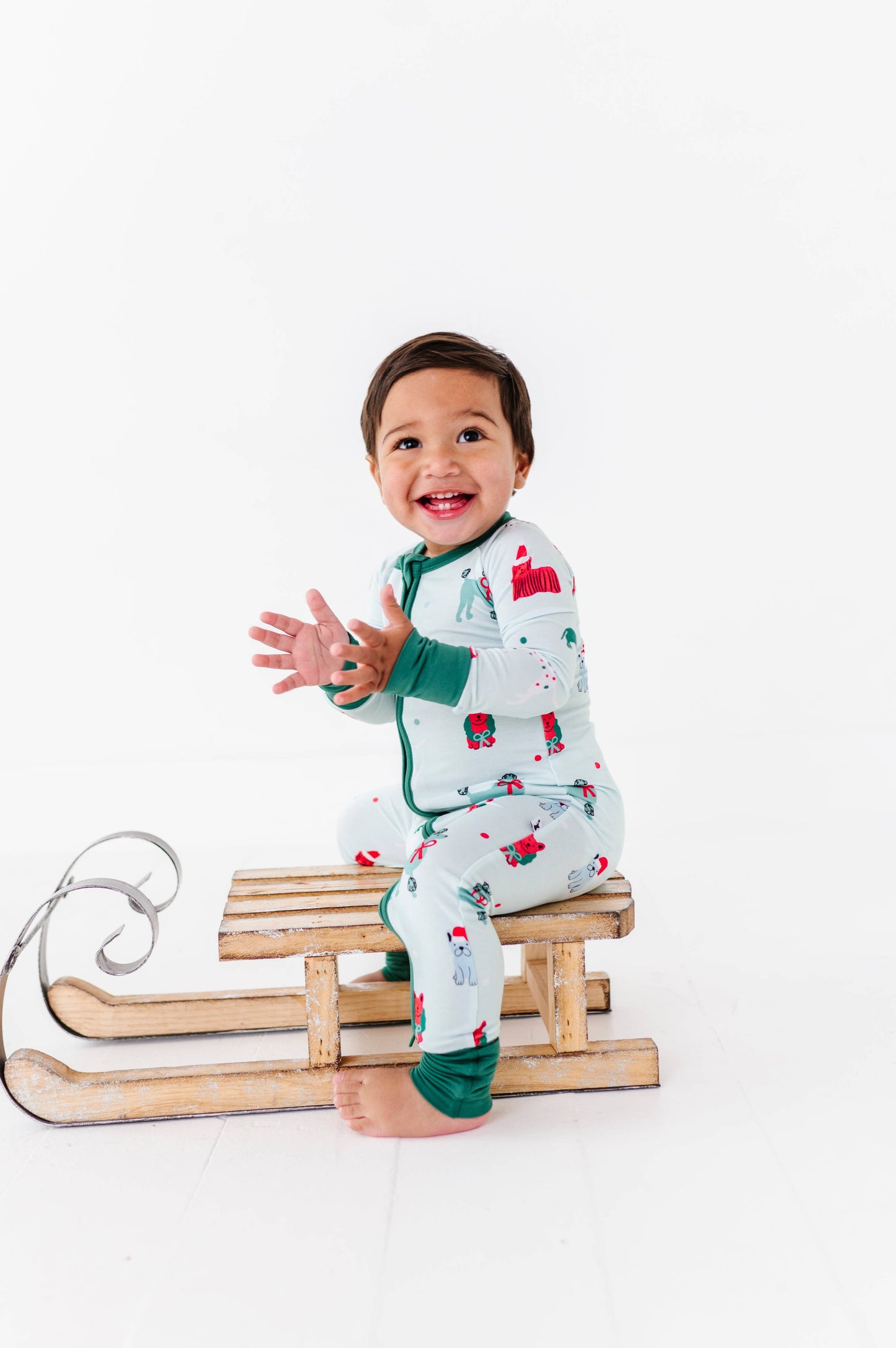 Deck the Howls Convertible Footies